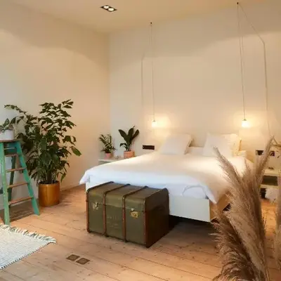 Chambre d'Amis by Alix